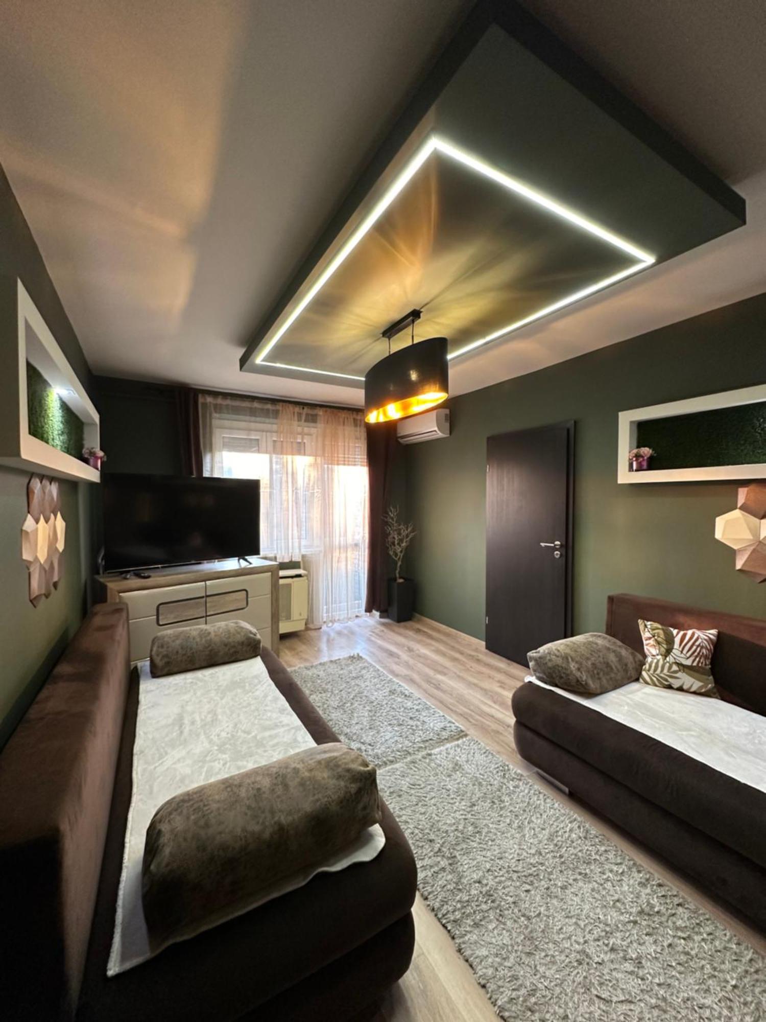 Mox Downtown Apartman Debrecen Exteriör bild