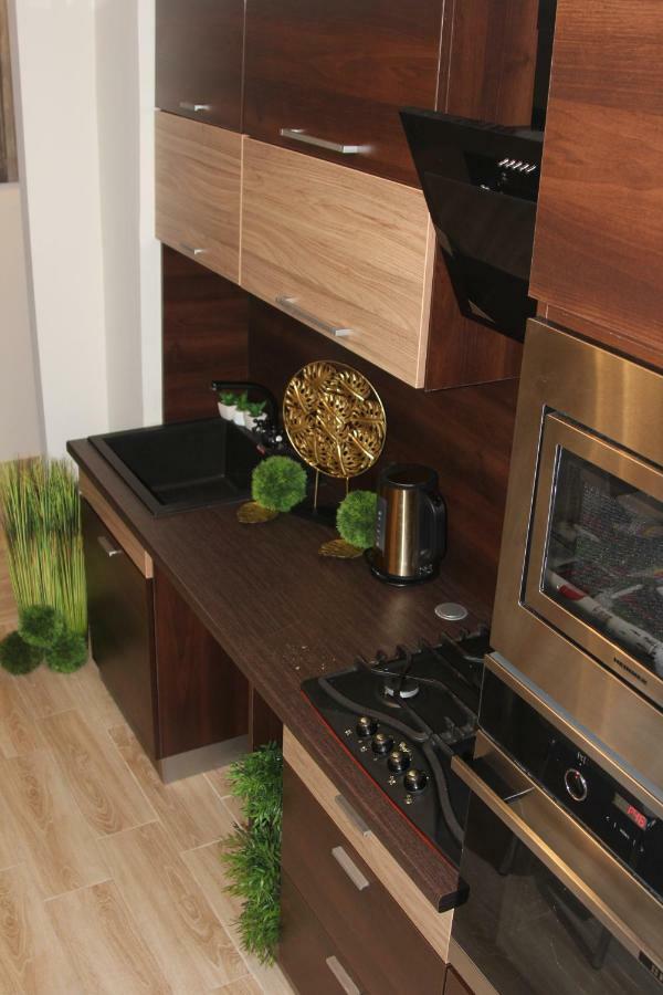 Mox Downtown Apartman Debrecen Exteriör bild